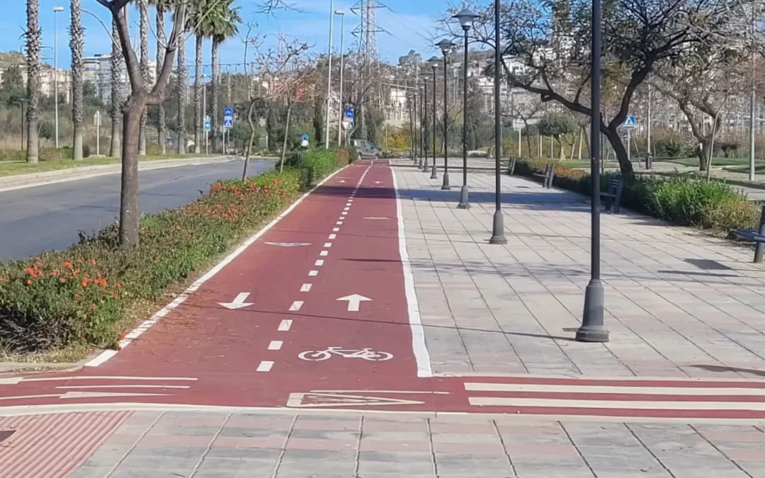 Construcción del carril bici tramo Avda. Pintor Manuel Barbadillo